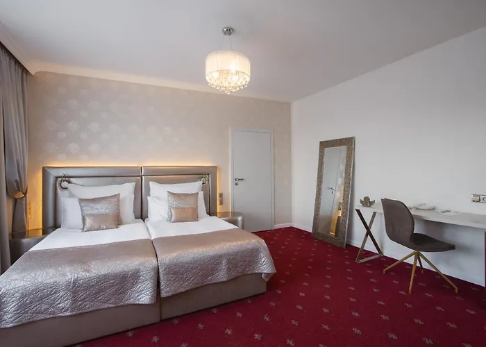 Sen Hotel 4*