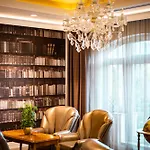 Sen Hotel 4*